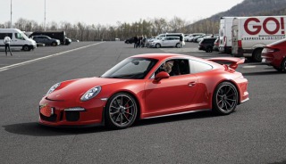 Porsche 911 GT3 991