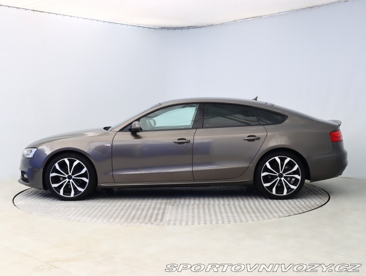 Audi A5 S-Line 2.0 TDI 2013