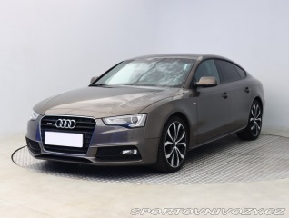 Audi A5 S-Line 2.0 TDI 2013