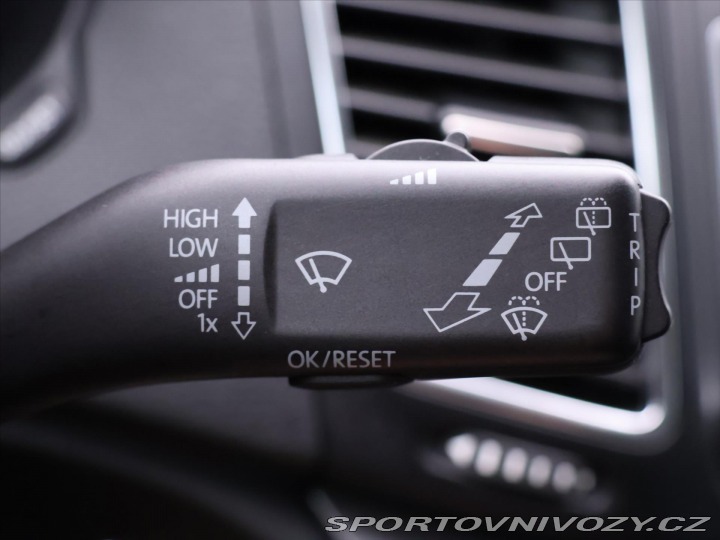 Volkswagen Ostatní modely Sharan 1,4 TSI 110kW 7-Míst 1.Ma 2011