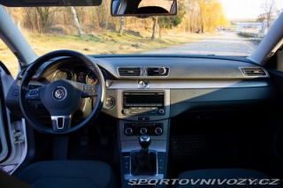 Volkswagen Ostatní modely Passat 2,0 B7 Comfort Line 201 2011