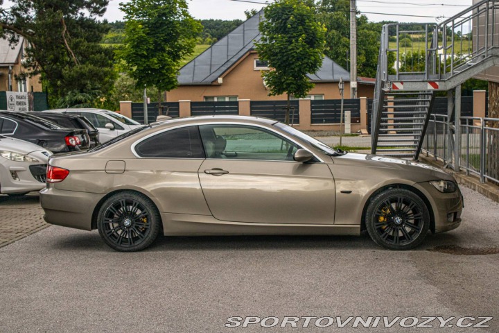 BMW 3 Coupé 330 xd A/T 2008