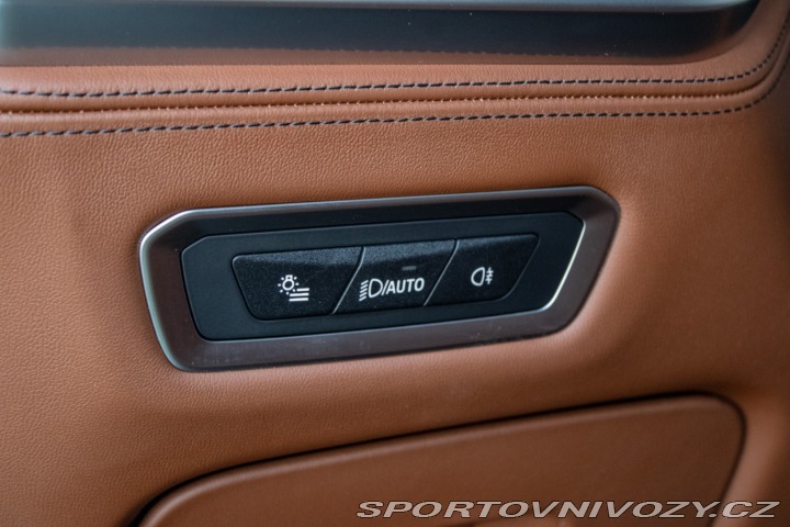 BMW X7 xDrive M60i mHEV A/T 2024