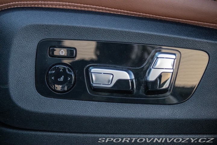 BMW X7 xDrive M60i mHEV A/T 2024
