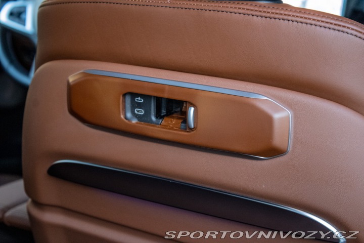 BMW X7 xDrive M60i mHEV A/T 2024