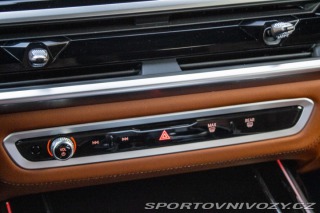 BMW X7 xDrive M60i mHEV A/T 2024