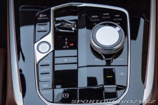 BMW X7 xDrive M60i mHEV A/T 2024