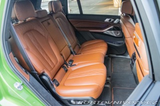 BMW X7 xDrive M60i mHEV A/T 2024
