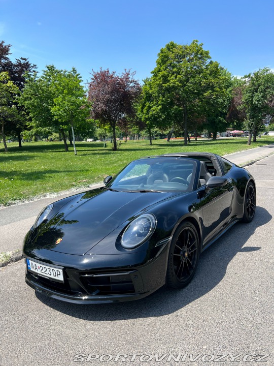 Porsche 911 Targa 4 GTS 2023