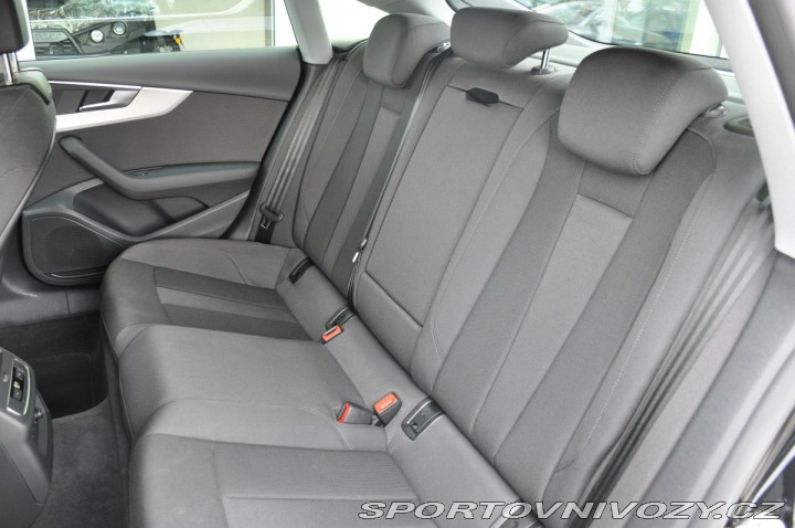 Audi A5 40TDI QUATTRO 2xPNEU 1M Č 2022
