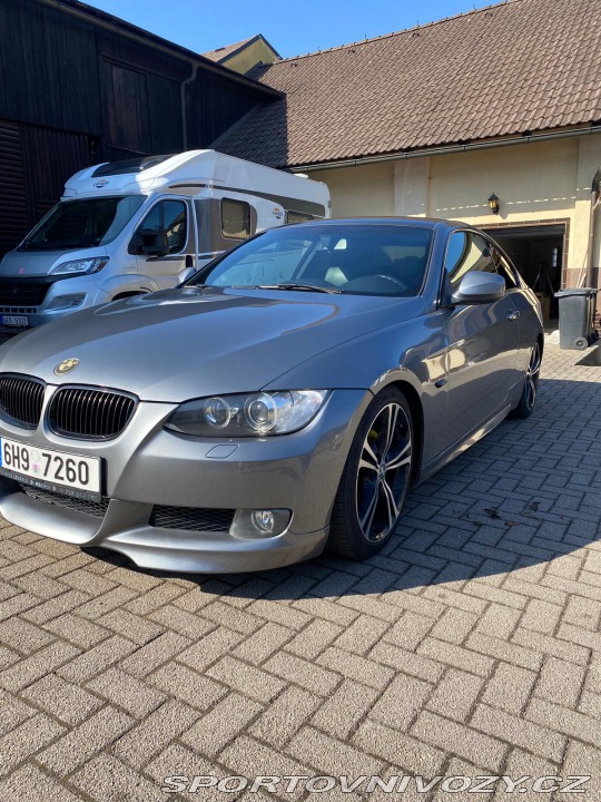 BMW 3 325i e92 coupe 2009