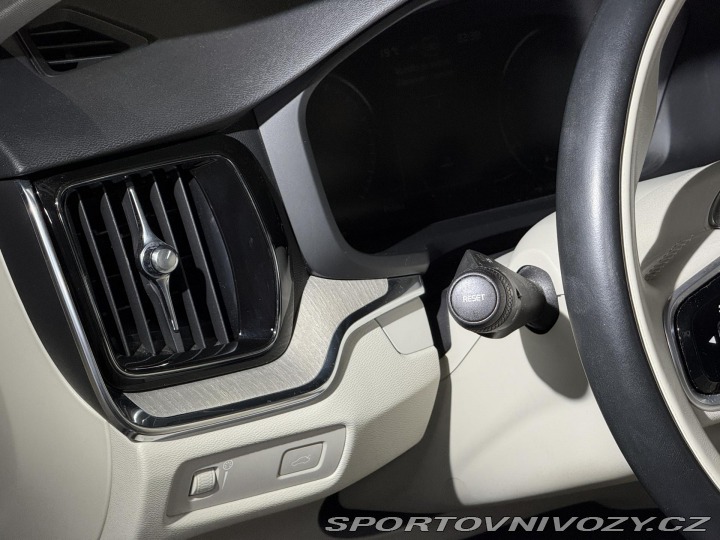 Volvo V60 Cross*MonumntPro*AWD*ACC* 2019