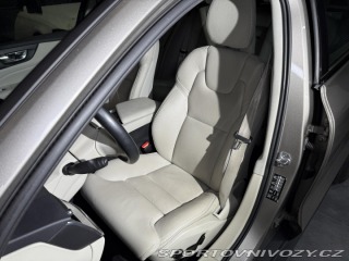 Volvo V60 Cross*Country*AWD*ACC*Taž 2019