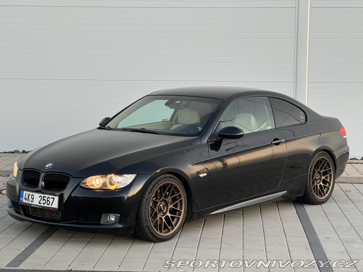 BMW 3 E92 335i Manuál 2008