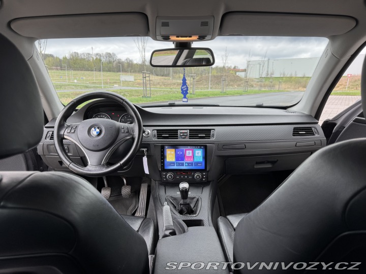 BMW 3 E92 335i Manuál 2006