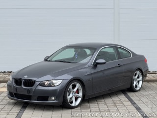 BMW 3 E92 335i Manuál 2006