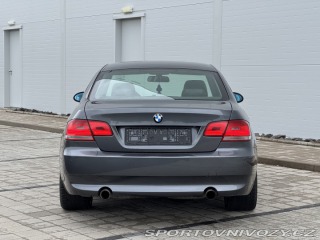 BMW 3 E92 335i Manuál 2006