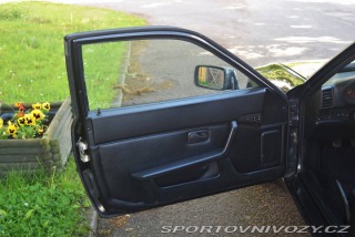 Porsche 944 S2 1989