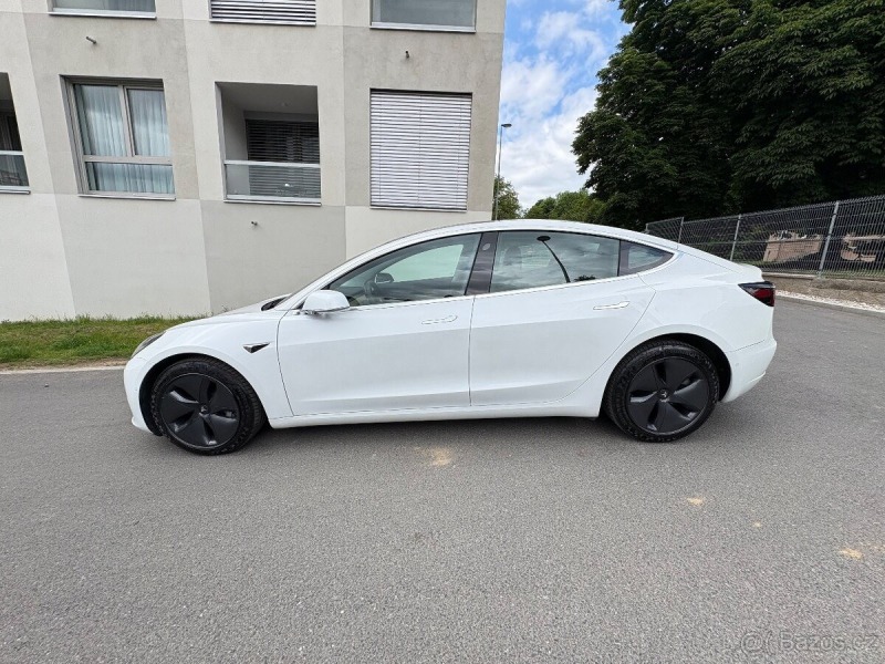 Tesla Model 3 Long Range