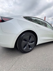 Tesla Model 3 Long Range 1800