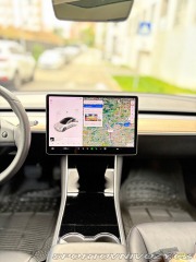Tesla Model 3 Long Range 1800