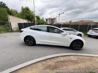 Tesla Model 3 Long Range 1800