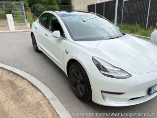 Tesla Model 3 Long Range 1800
