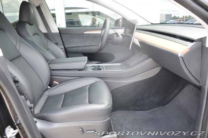 Tesla Model Y LONG RANGE DUAL 2023