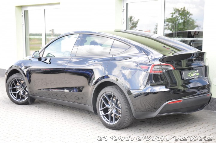 Tesla Model Y LONG RANGE DUAL REZERVACE 2023