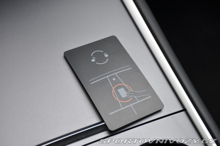 Tesla Model Y LONG RANGE DUAL 2023