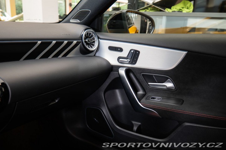 Mercedes-Benz A 4MATIC+ 360/LED/CarPlay/M 2023