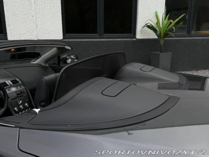 Aston Martin Vantage V8 Roadster 2008