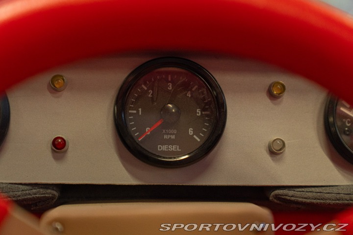 Ostatní značky Ostatní modely Agostini Auto COUNTACH Childrencar 1:1,5 1985