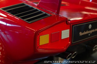 Ostatní značky Ostatní modely Agostini Auto COUNTACH Childrencar 1:1,5 1985