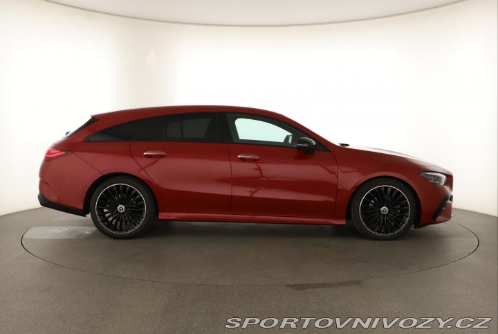 Mercedes-Benz CLA AMG 180 2024