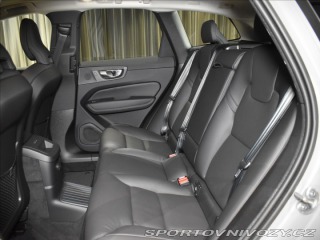 Volvo Ostatní modely XC60 2,0 T6 AWD Plus Bright 2025