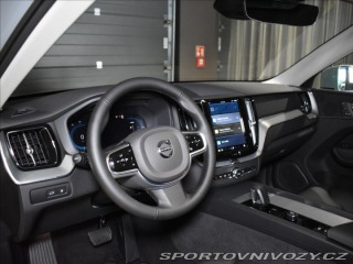 Volvo Ostatní modely XC60 2,0 T6 AWD Plus Bright 2025