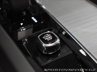 Volvo Ostatní modely XC60 2,0 T6 AWD Plus Bright 2025