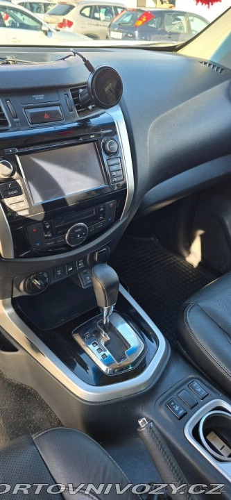 Nissan Ostatní modely Navara 2,3 NP300 - D TEKNA 1800