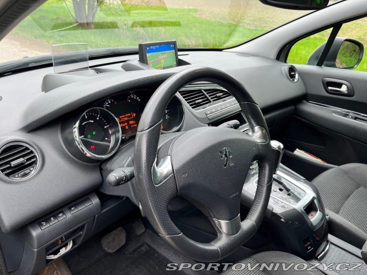 Peugeot Ostatní modely 5008 2,0 HDi Allure 2013
