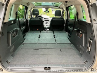 Peugeot Ostatní modely 5008 2,0 HDi Allure 2013