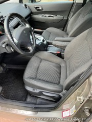 Peugeot Ostatní modely 5008 2,0 HDi Allure 2013