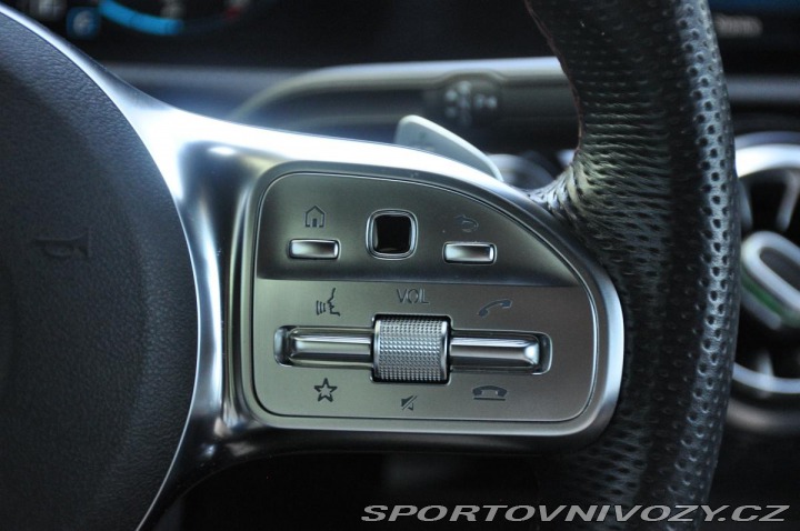 Mercedes-Benz A 250 AMG 4MATIC ČR LED 1M 2019