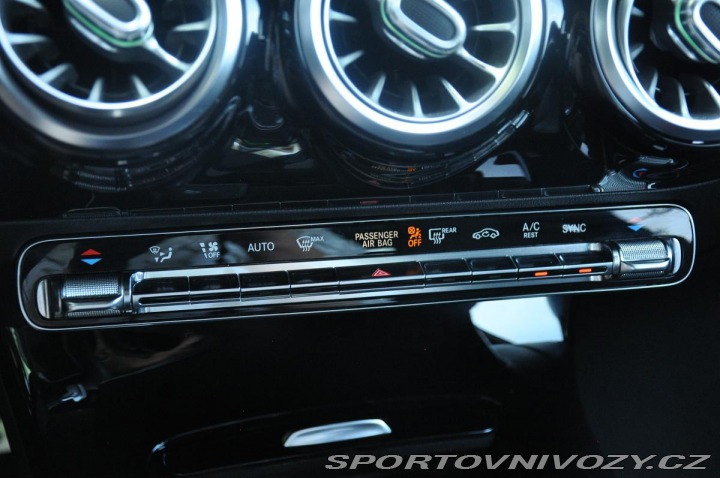 Mercedes-Benz A 250 AMG 4MATIC ČR LED 1M 2019