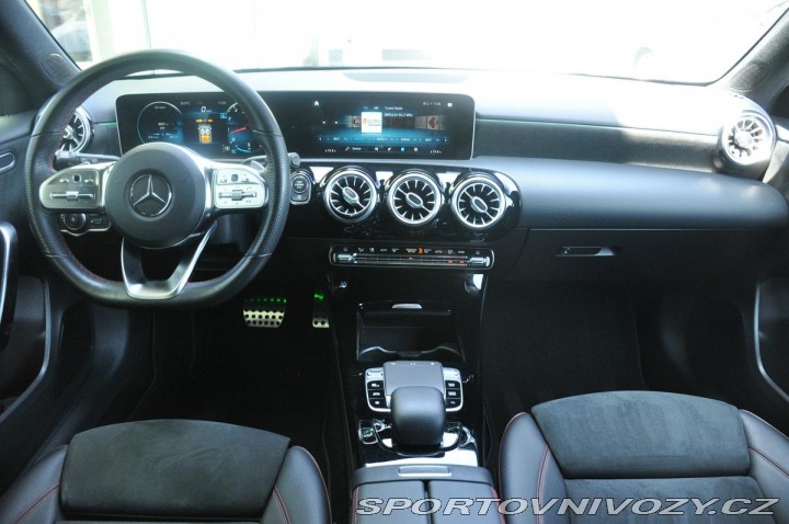 Mercedes-Benz A 250 AMG 4MATIC ČR LED 1M 2019