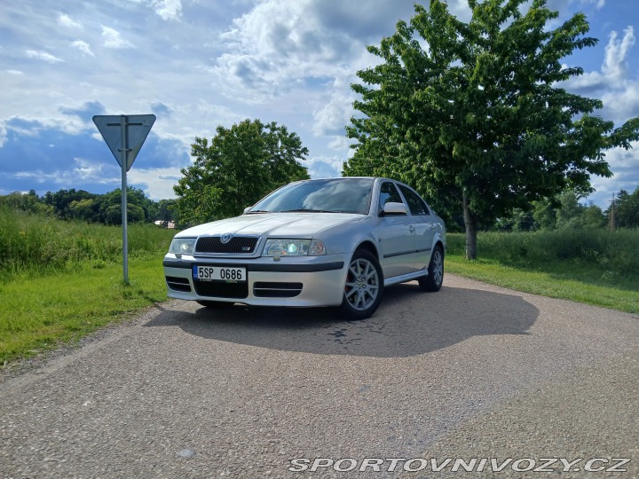Škoda Octavia RS 2003