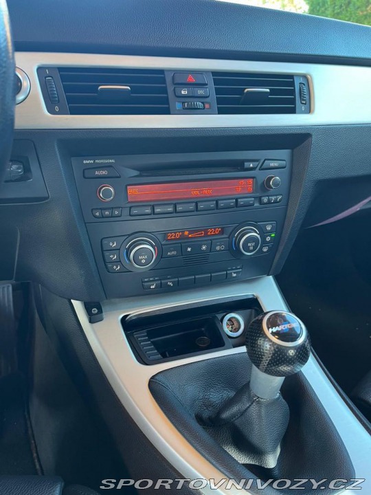 BMW 3 330i 2007