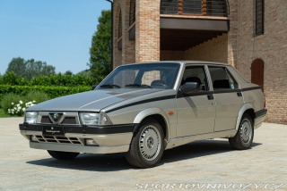 Alfa Romeo  75 2.0