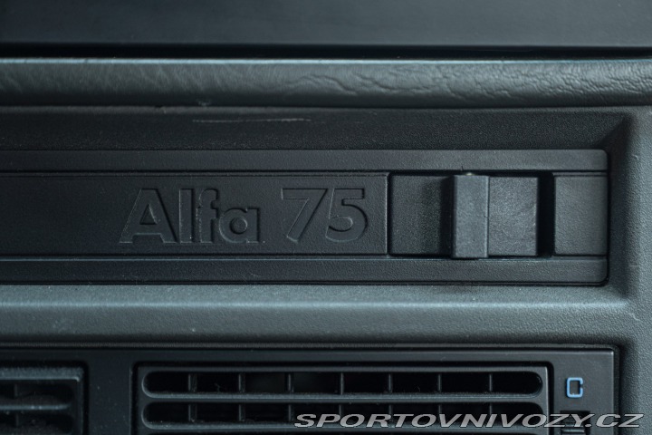 Alfa Romeo Ostatní modely 75 2.0 1989