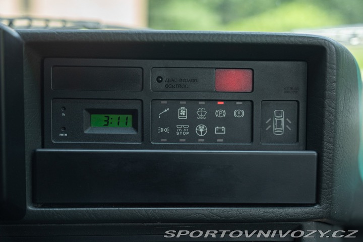 Alfa Romeo Ostatní modely 75 2.0 1989
